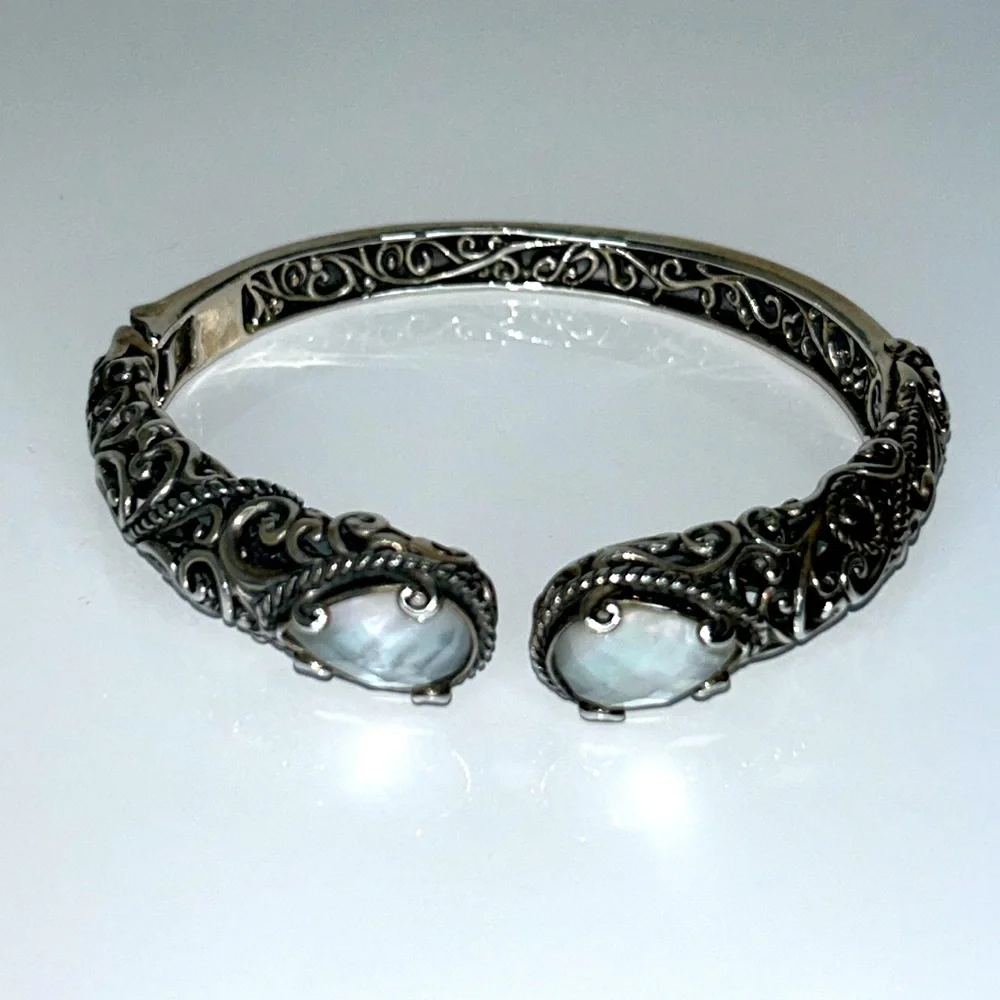 NWOT Carolyn Pollack Sterling Silver White Mother o Pearl Hinged Bangle Bracelet